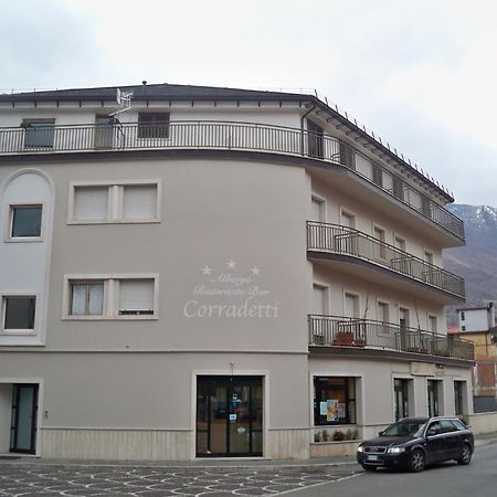 Albergo Corradetti Castel Di Sangro Dış mekan fotoğraf